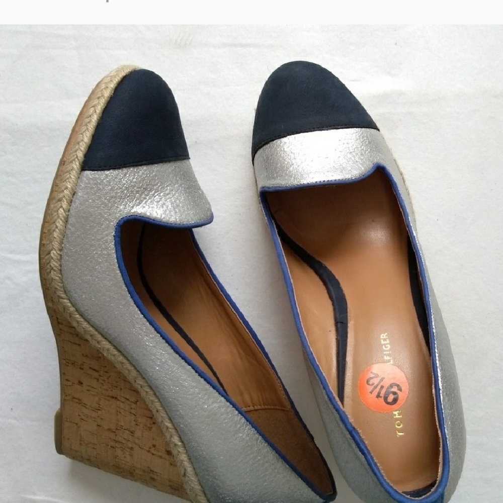 Shoes - Picture 4 of 4